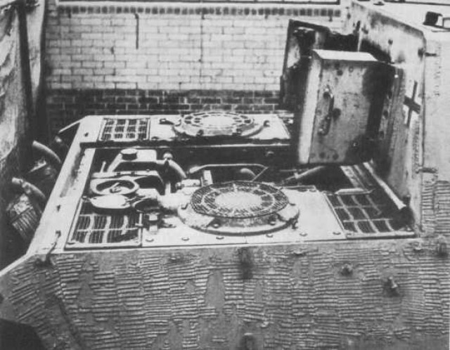 Jagdpanzer_Jagdpanther_ Jagdtiger-2_51.jpg